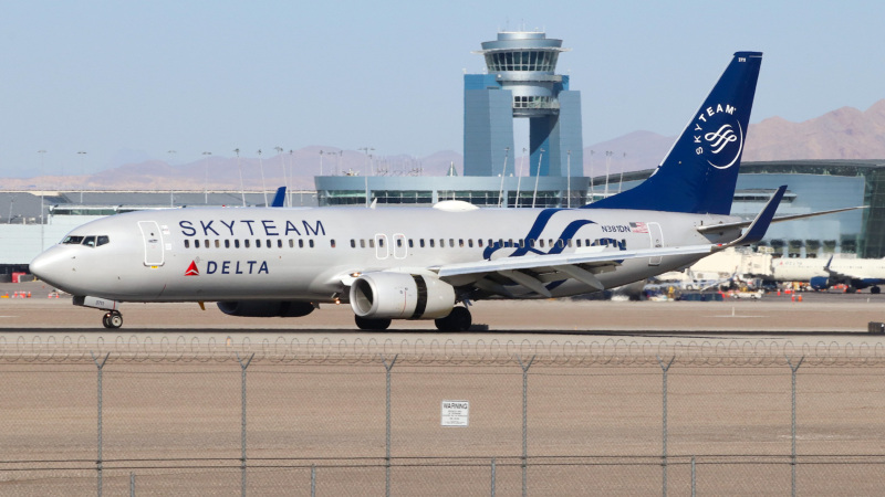 Photo of N381DN - Delta Airlines Boeing 737-800 at LAS on AeroXplorer Aviation Database