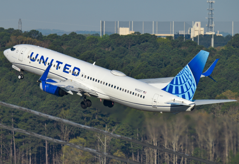 Photo of N13227 - United Airlines Boeing 737-800 at rdu on AeroXplorer Aviation Database