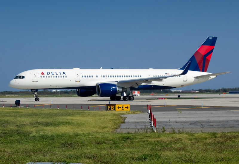 Photo of N713TW - Delta Airlines Boeing 757-200 at JFK on AeroXplorer Aviation Database