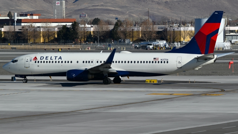 Photo of N3756 - Delta Airlines Boeing 737-800 at RNO on AeroXplorer Aviation Database