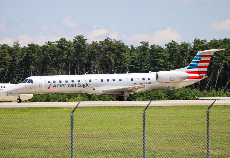 Photo of N653AE - American Eagle Embraer ERJ145 at BWI on AeroXplorer Aviation Database