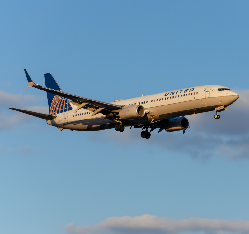 Photo of N68821 - United Airlines Boeing 737-900ER at EWR on AeroXplorer Aviation Database