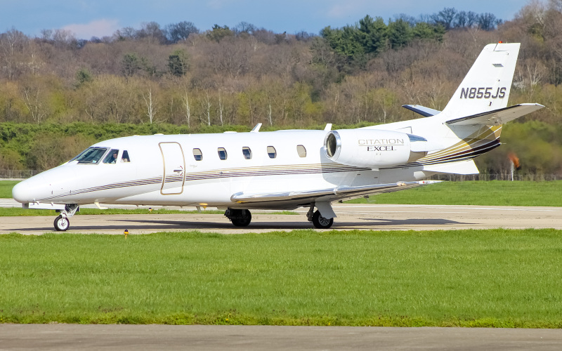 Photo of N855JS - PRIVATE  Cessna Citation 560XL Excel at LUK on AeroXplorer Aviation Database