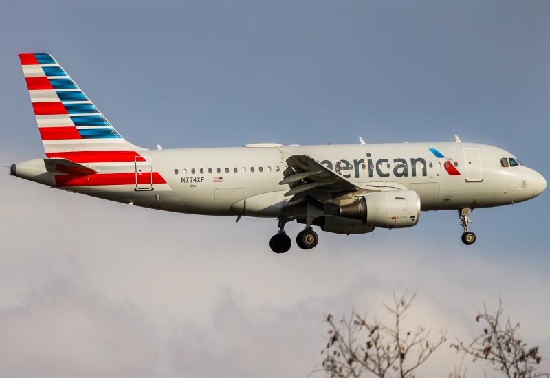 Photo of N774XF - American Airlines Airbus A319 at DCA on AeroXplorer Aviation Database