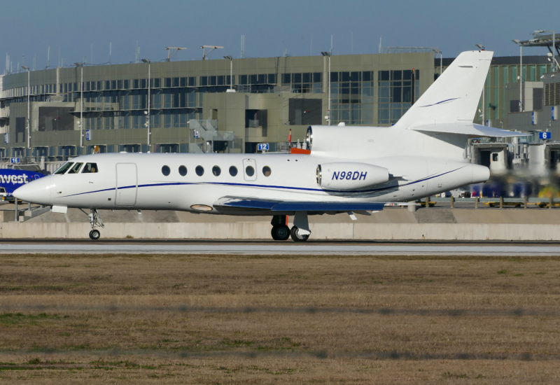 Photo of N98DH - PRIVATE Dassault Falcon 50 at AUS on AeroXplorer Aviation Database