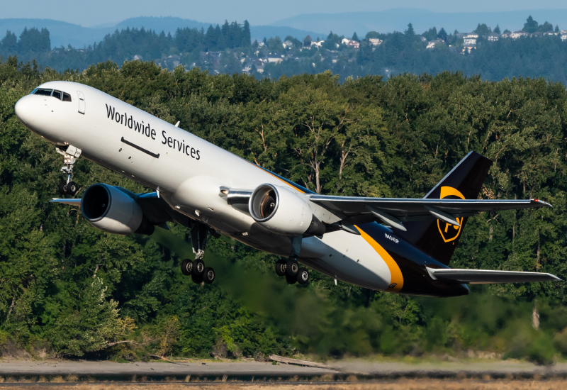 Photo of N404UP - United Parcel Service Boeing 757-200 at PDX on AeroXplorer Aviation Database