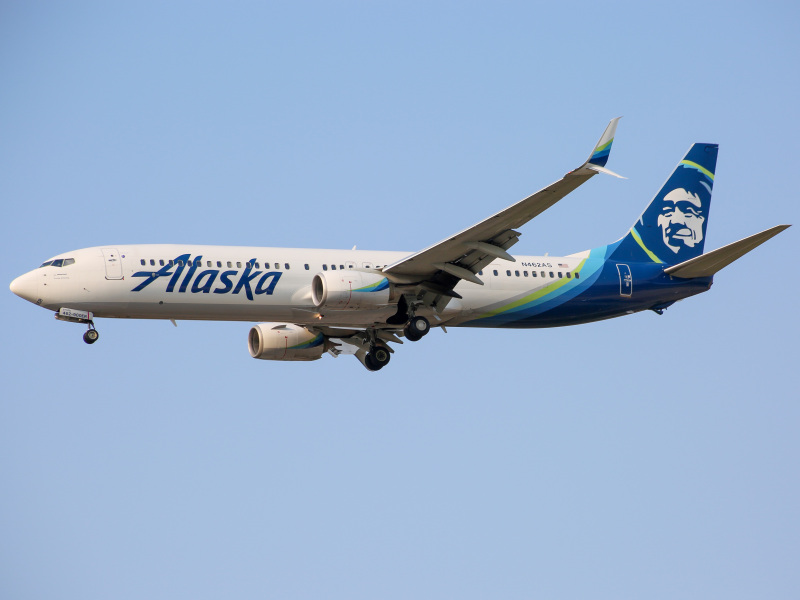 Photo of N462AS - Alaska Airlines Boeing 737-900ER at bwi on AeroXplorer Aviation Database