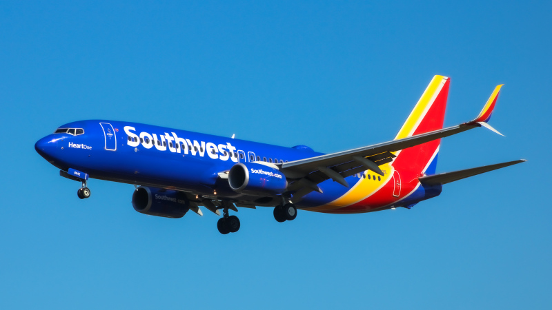 Photo of N8642E - Southwest Airlines Boeing 737-800 at BWI on AeroXplorer Aviation Database