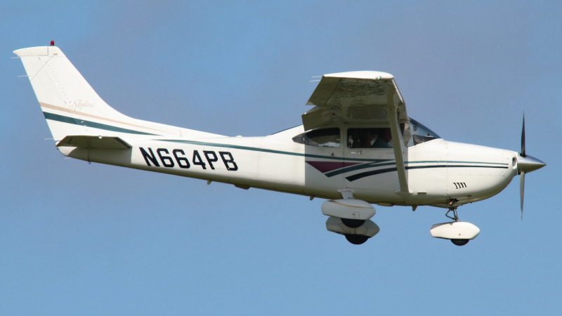 Photo of N664PB - PRIVATE Cessna 182 Skylane at MTN on AeroXplorer Aviation Database