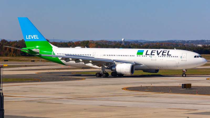 Photo of EC-MOY - LEVEL Airbus A330-200 at IAD on AeroXplorer Aviation Database