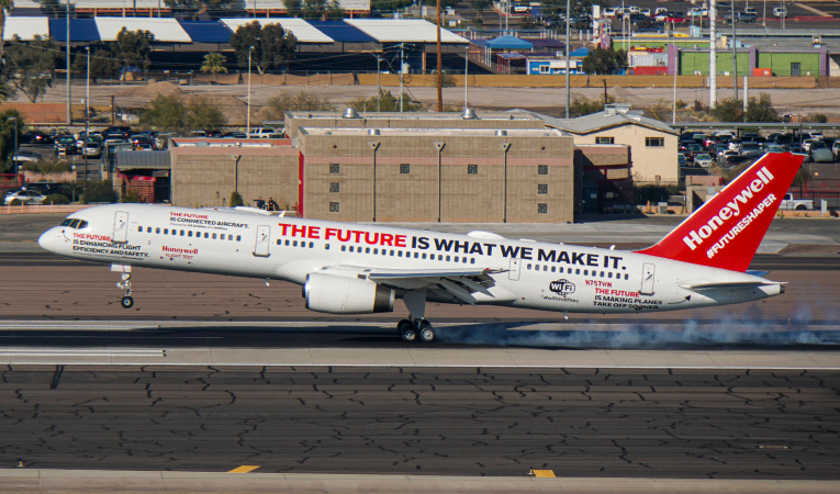 Photo of N757HW - Honeywell Aerospace Boeing 757-200 at PHX on AeroXplorer Aviation Database