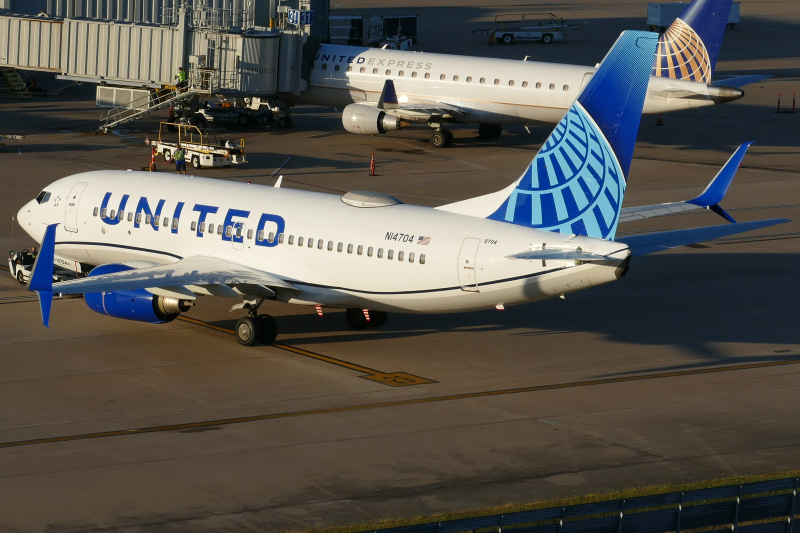 Photo of N14704 - United Airlines Boeing 737-700 at AUS on AeroXplorer Aviation Database