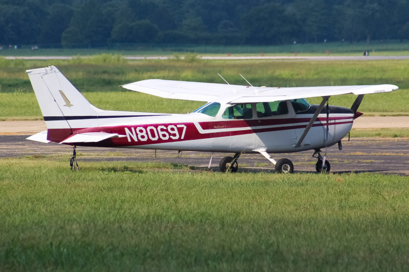 Photo of N80697 - PRIVATE  Cessna 172 at LUK on AeroXplorer Aviation Database