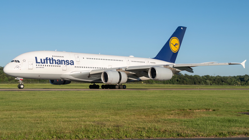 Photo of D-AIML - Lufthansa Airbus A380-800 at IAD on AeroXplorer Aviation Database