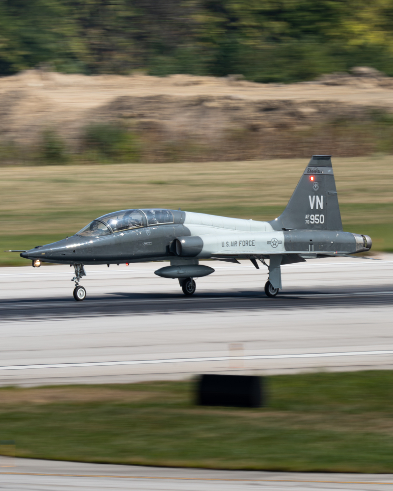 Photo of 70-1950 - USAF - United States Air Force Northrop T-38 Talon at CMH on AeroXplorer Aviation Database