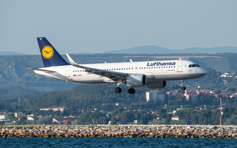 Photo of D-AINI - Lufthansa Airbus A320NEO at MRS on AeroXplorer Aviation Database