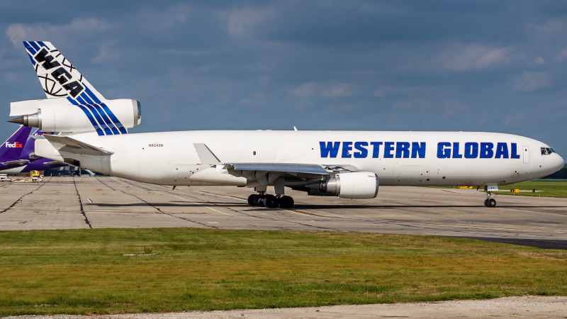 Photo of N804SN - Western Global Airlines McDonnell Douglas MD-11F at LCK on AeroXplorer Aviation Database