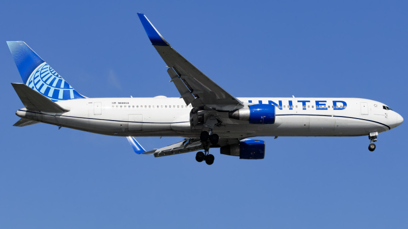 Photo of N666UA - United Airlines Boeing 767-300ER at TPA on AeroXplorer Aviation Database