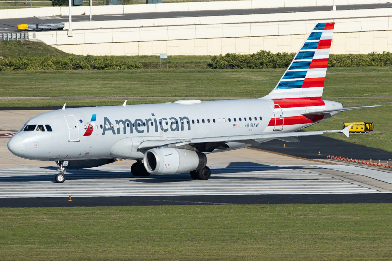 Photo of N819AW - American Airlines Airbus A319 at TPA on AeroXplorer Aviation Database