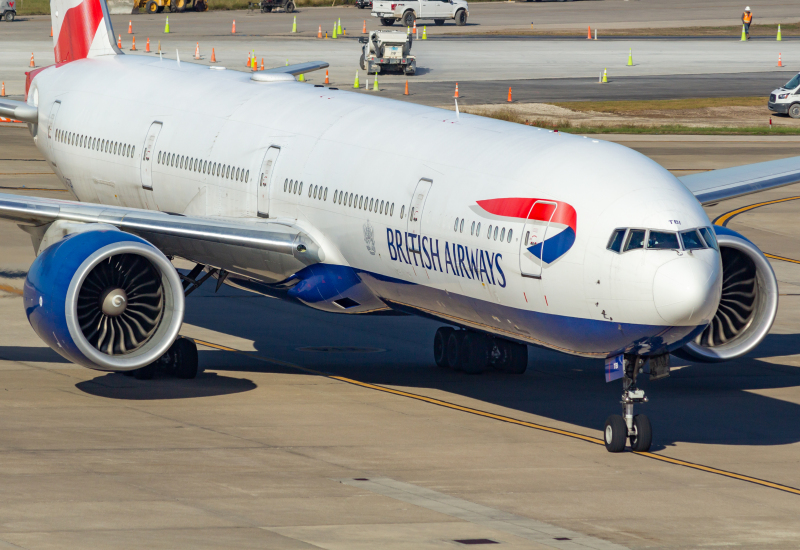 Photo of G-STBI  - British Airways Boeing 777-300ER at IAH on AeroXplorer Aviation Database