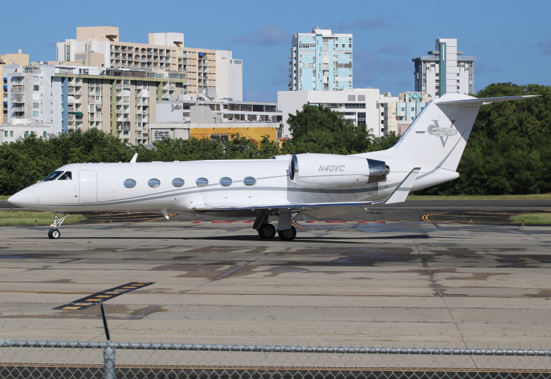 Photo of N40VC - PRIVATE Gulfstream IV at SJU on AeroXplorer Aviation Database
