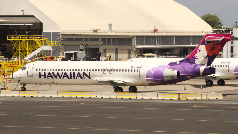 Photo of N479HA - Hawaiian Airlines Boeing 717-200 at HNL on AeroXplorer Aviation Database