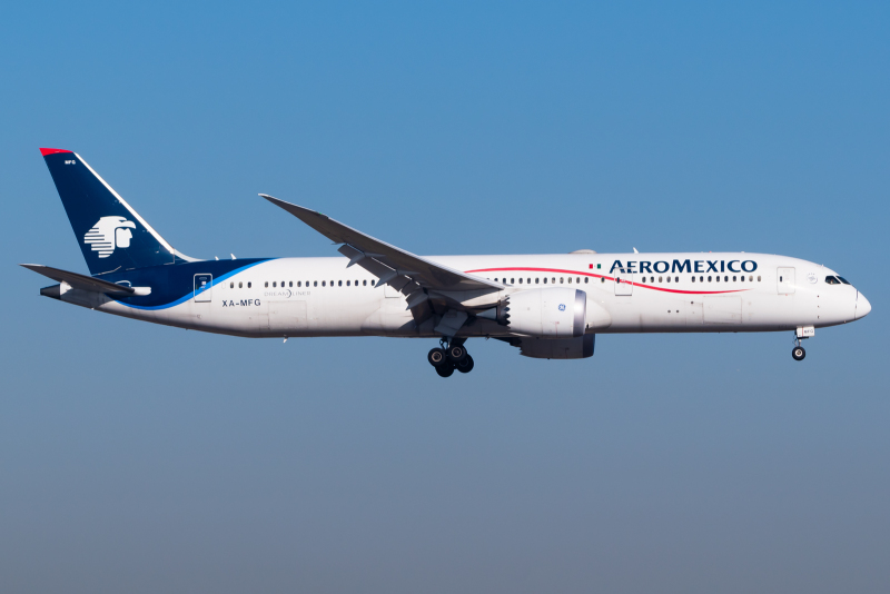 Photo of XA-MFG - Aeromexico Boeing 787-9 at MEX on AeroXplorer Aviation Database