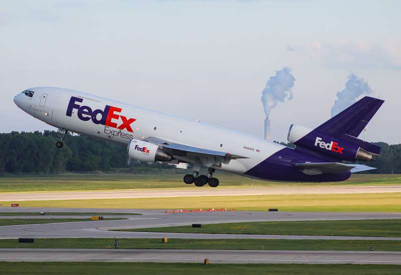 Photo of N383FE - FedEx McDonnell Douglas MD-10F at MKE on AeroXplorer Aviation Database