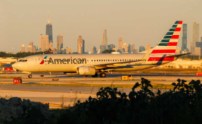 Photo of N839NN - American Airlines Boeing 737-800 at ORD on AeroXplorer Aviation Database