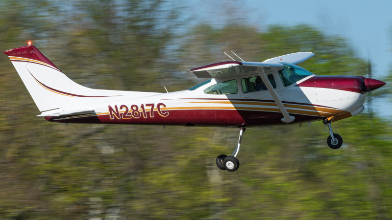 Photo of N2817C - PRIVATE Cessna 182 Skylane at CGS on AeroXplorer Aviation Database