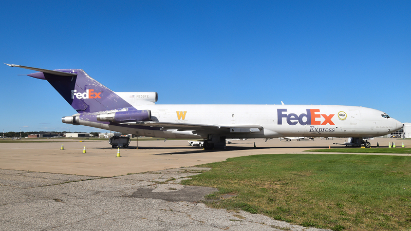 Photo of N258FE - FedEx Boeing 727-200 at BTL on AeroXplorer Aviation Database