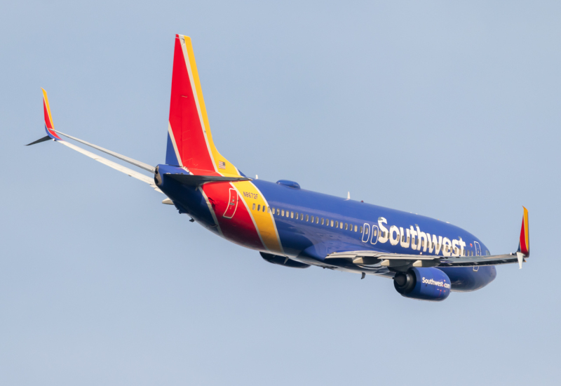 Photo of N8672F - Southwest Airlines Boeing 737-800 at BWI on AeroXplorer Aviation Database