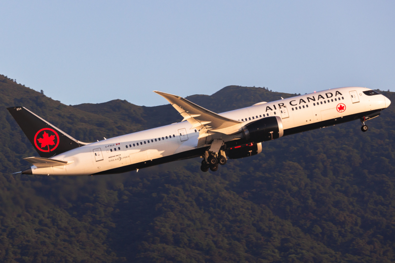 Photo of C-FVLU - Air Canada Boeing 787-9 at HKG on AeroXplorer Aviation Database