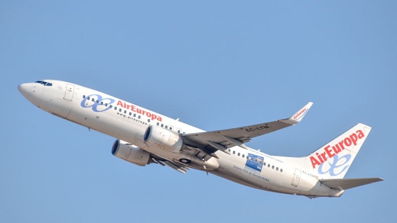 Photo of EC-LTM - air europa Boeing 737-800 at TLV on AeroXplorer Aviation Database