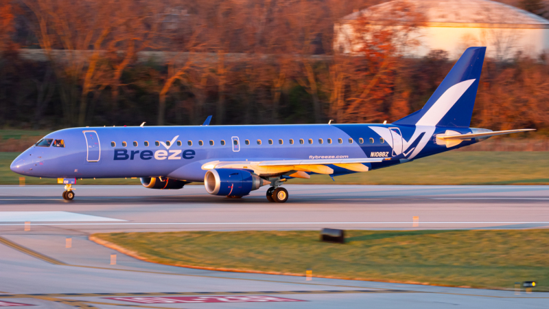 Photo of N108BZ - Breeze Airways Embraer E190 at CMH on AeroXplorer Aviation Database