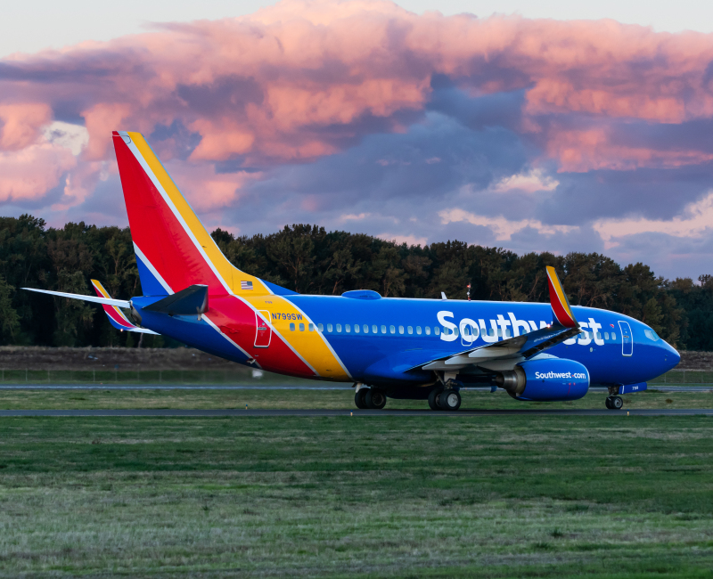 Photo of N799WN - Southwest Airlines Boeing 737-700 at PDX on AeroXplorer Aviation Database