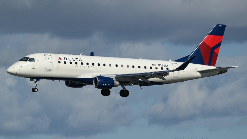 Photo of N286SY - Delta Connection Embraer E175 at LAX on AeroXplorer Aviation Database