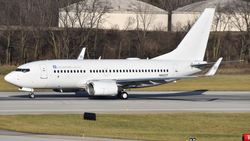 Photo of N660CP - Hillwood Airways Boeing 737-700BBJ at CMH on AeroXplorer Aviation Database