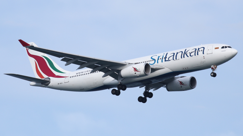 Photo of 4R-ALA - SriLankan Airlines Airbus A330-200 at SIN on AeroXplorer Aviation Database