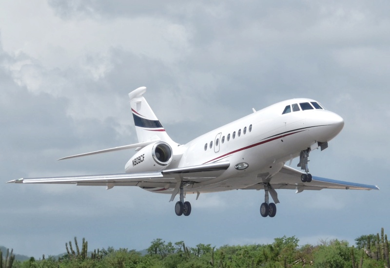 Photo of N909CF - PRIVATE Dassault Falcon 2000EX at CSL on AeroXplorer Aviation Database