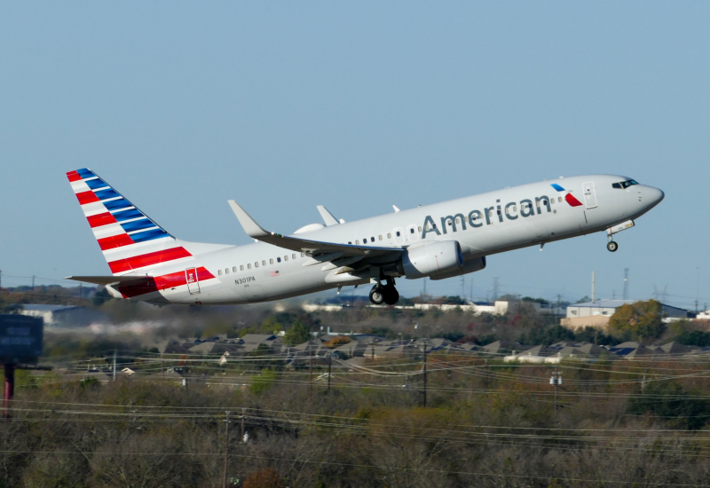 Photo of N301PA - American Airlines Boeing 737-800 at AUS on AeroXplorer Aviation Database