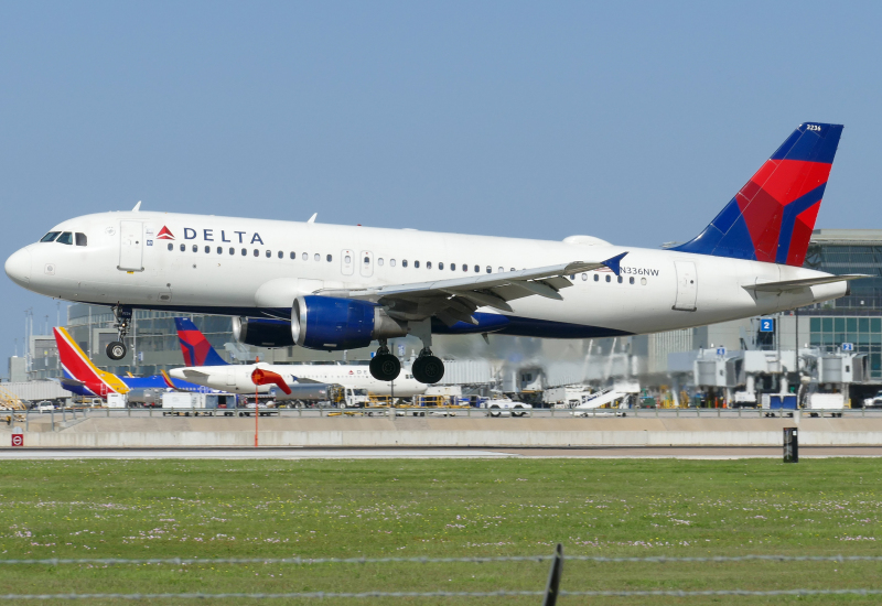 Photo of N336NW - Delta Airlines Airbus A320 at AUS on AeroXplorer Aviation Database