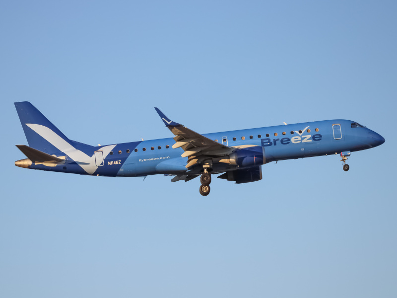 Photo of N114BZ - Breeze Airways Embraer E190 at BWI on AeroXplorer Aviation Database