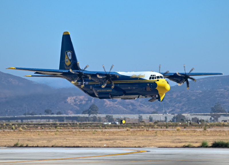 Photo of 170000 - US Marine Corps Lockheed C-130J Hercules at NKX on AeroXplorer Aviation Database