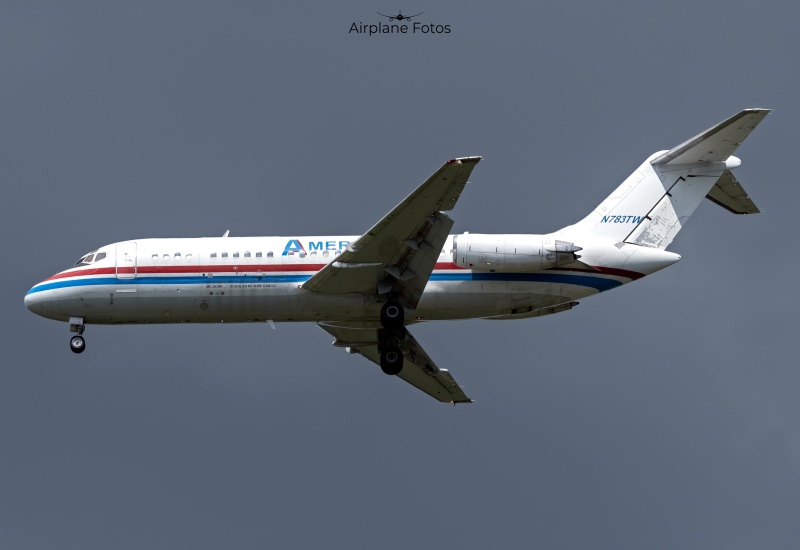 Photo of N783TW - Ameristar Jet Charter McDonnell Douglas DC-9 at MDT on AeroXplorer Aviation Database