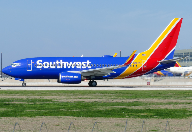 Photo of N7828A - Southwest Airlines Boeing 737-700 at AUS on AeroXplorer Aviation Database