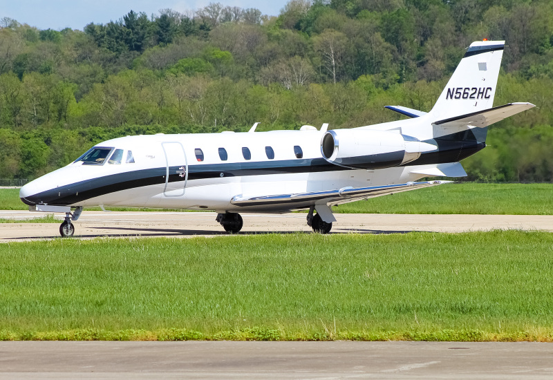 Photo of N562HC - PRIVATE Cessna Citation 560XL Excel at LUK  on AeroXplorer Aviation Database