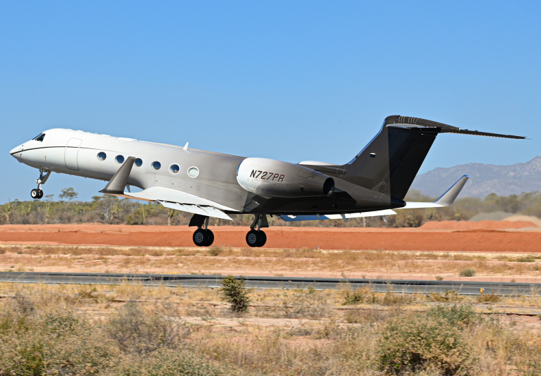 Photo of N727PR - PRIVATE Gulfstream G550 at CSL on AeroXplorer Aviation Database