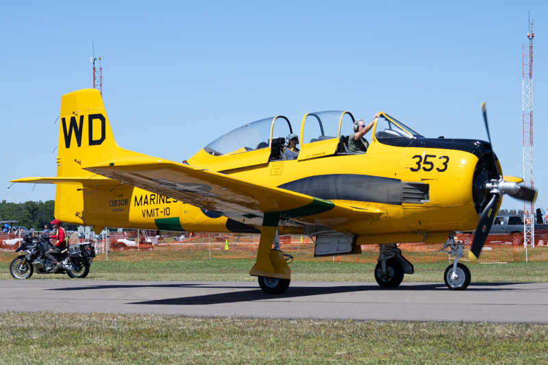 Photo of N284MS - PRIVATE North American T-28B Trojan at LAL on AeroXplorer Aviation Database