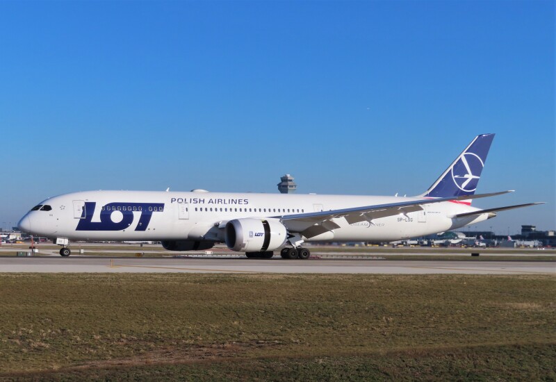 Photo of SP-LSG - LOT Polish Airlines Boeing 787-9 at ORD on AeroXplorer Aviation Database